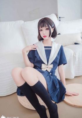 我家女友可不止可爱呢
