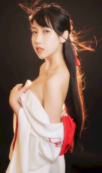 奶大的女人伦理片