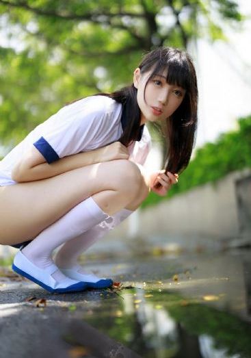 变身成黑皮辣妹