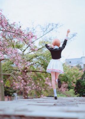 美女老师在线观看